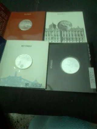Monedas de Plata Coleccionables