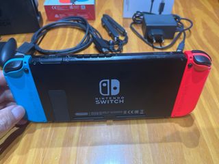 Nintendo Switch Roja y Azul