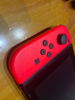 Nintendo Switch Roja y Azul
