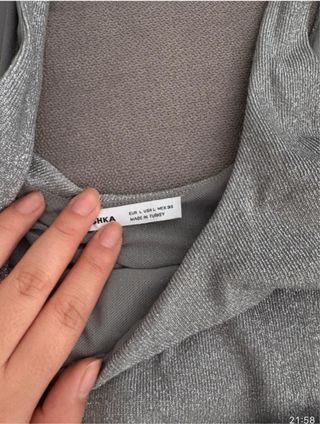 Vestido plateado brillante