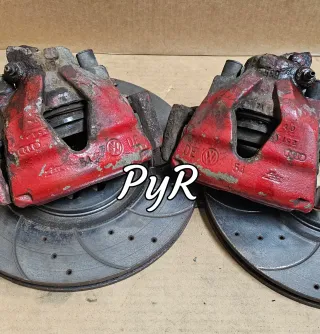 Frenada delantera Audi S3 8L