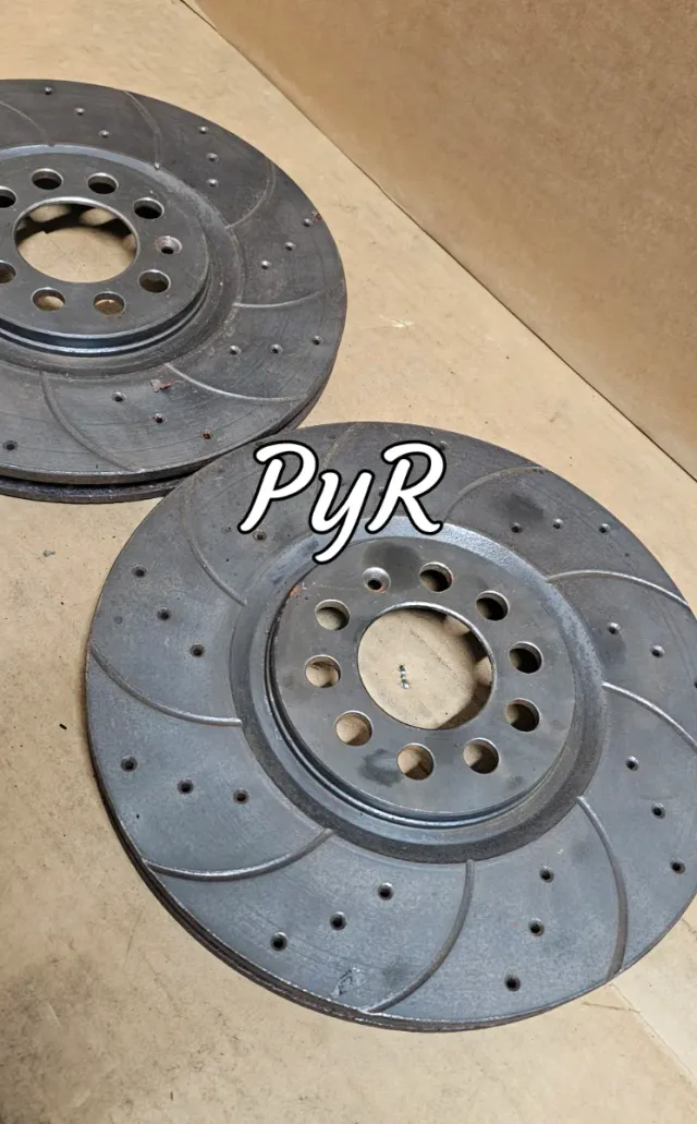 Frenada delantera Audi S3 8L