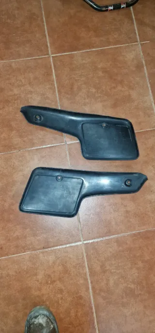 Juego Tapas Traseras Rieju RV / Marathon