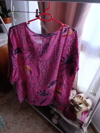 Blusa rosa estampada