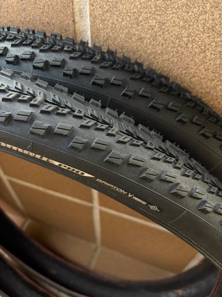 Cubierta Specialized Rhombus PRO 700x47 Gravel