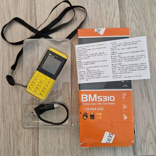 Telefono cellulare MINI NUOVO - 3 SIM