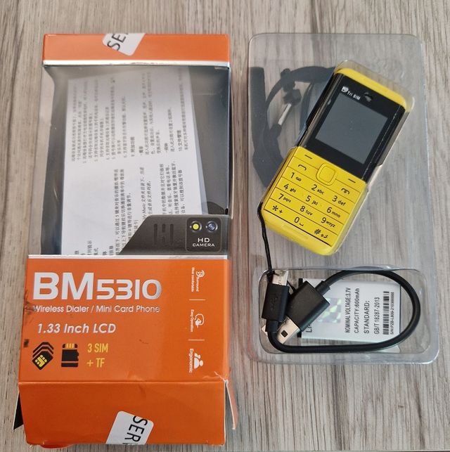 Telefono cellulare MINI NUOVO - 3 SIM