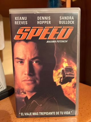 Película Speed en VHS con Keanu Reeves