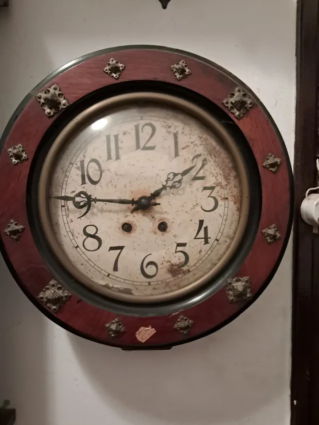 Orologio antico occhio di bue