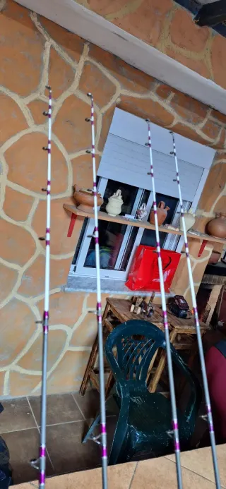 4 cañas de pescar cinnetic con carretes cinnetic