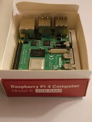 Raspberry Pi 4 Modelo B 2GB RAM