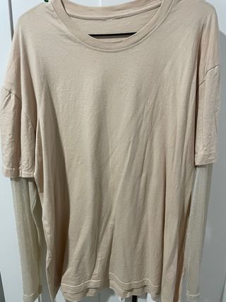 Camiseta beige manga larga