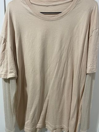 Camiseta beige manga larga