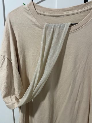 Camiseta beige manga larga