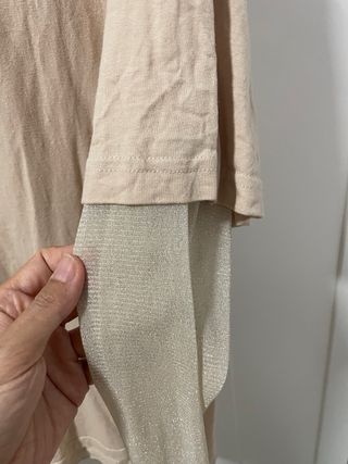 Camiseta beige manga larga