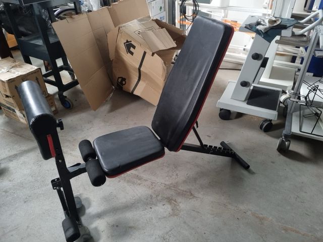 Banco de musculación reclinable