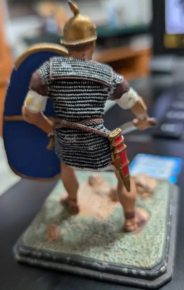 Figura di Piombo di un Soldato Romano Storico