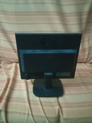 Monitor LG Plata