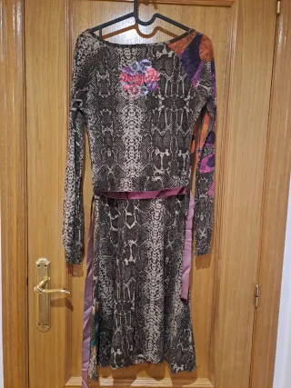 Vestido Desigual Animal Print Flores