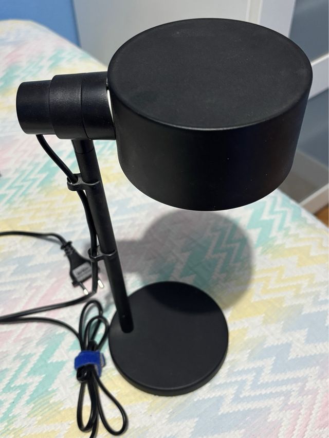 Lámpara Escritorio Ikea Negra