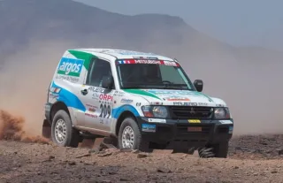 Coche Scalextric Ninco Mitsubishi Pajero