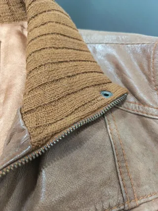 Americana cazadora de piel color camel