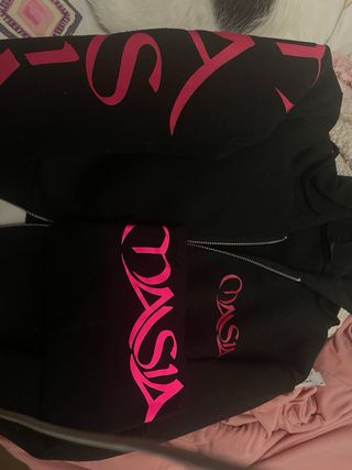 Camiseta corta Masia negra y rosa