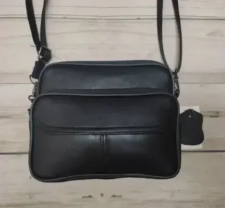 OFERTA. RIÑONERA DE PIEL. BOLSO MULTIUSOS NEGRO
