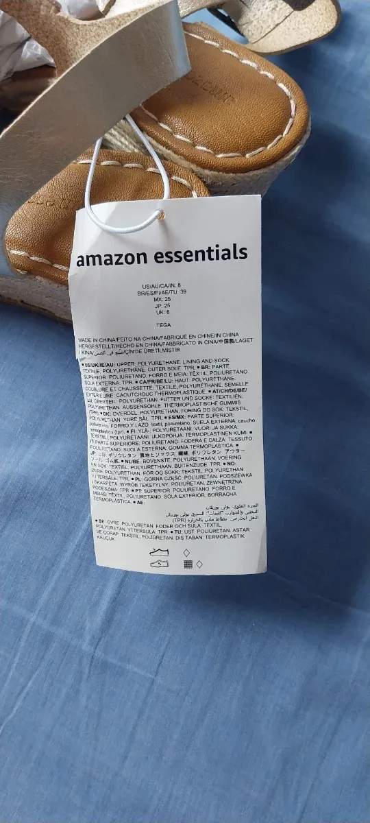 Sandalias doradas y plateadas cuña