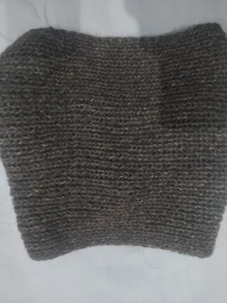 Bufanda Tejida a Mano. Nueva, calentita.