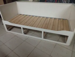 Cama abatible de 80 se hace de 1.50  blanca madera