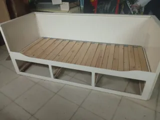 Cama abatible de 80 se hace de 1.50  blanca madera