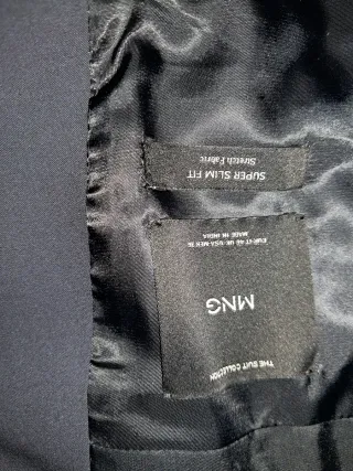 Traje de hombre azul