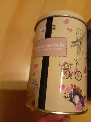 Caja metálica Navidad