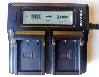 Caricabatterie Dual Blumax per Fuji NP-W126/126s