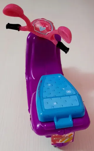 Moto Barriguitas Morada y Rosa con Accesorios