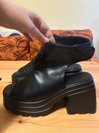 Sandalias originales plataforma negras talla 41