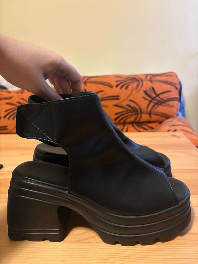 Sandalias originales plataforma negras talla 41