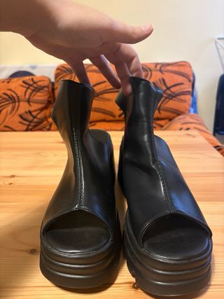 Sandalias originales plataforma negras talla 41