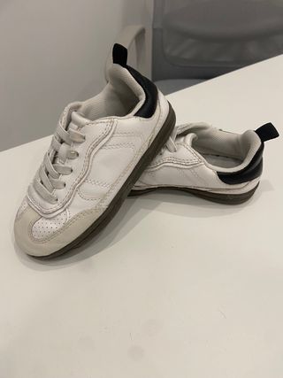 Deportivas Zara niño/niña Talla 25