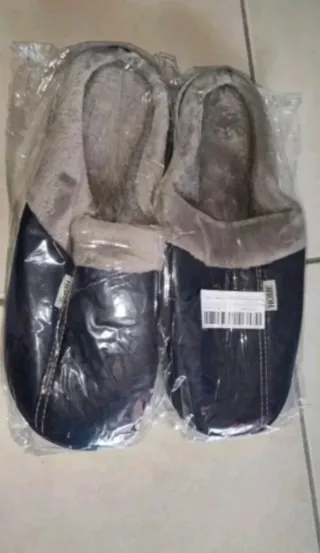 Pantuflas Zapatillas de Casa NUEVAS Talla 42-43