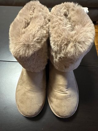 Botas Beige con Forro de Pelo