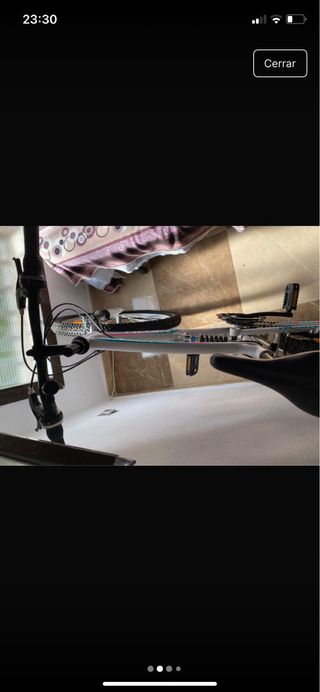 Bicicleta de montaña blanca