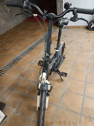 Bicicleta pieghevole Btwin grigia