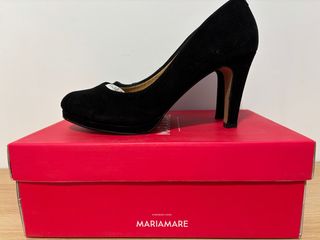 Elegante zapato tacón negro MARIA MARE