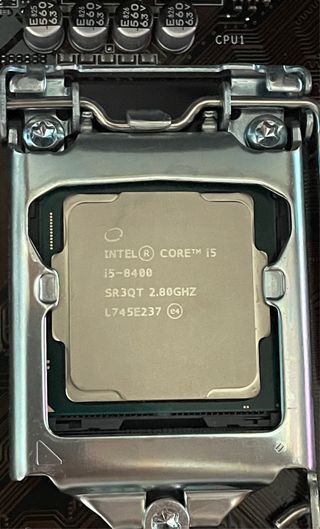 Intel i5-8400 + Placa MSI B360M + Disipador Nox