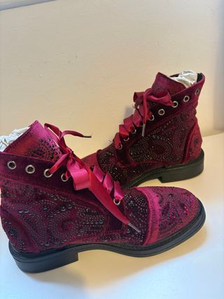 Botas terciopelo con pedrería