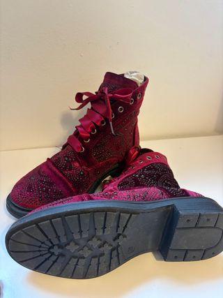 Botas terciopelo con pedrería