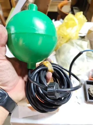 Interruttore galleggiante verde