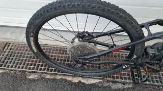 Bicicleta eléctrica BH G22 MTB Atom Lynx 8.0.